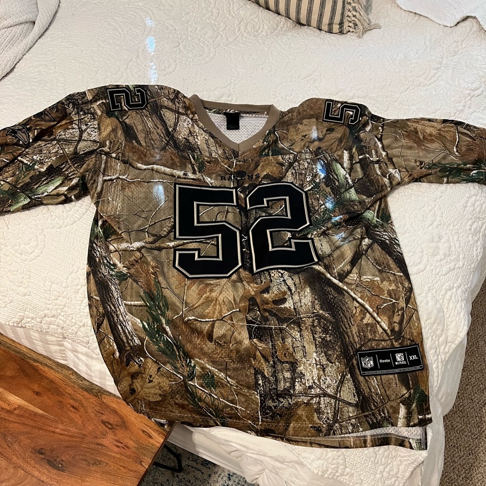 Camo Ravens jersey.
